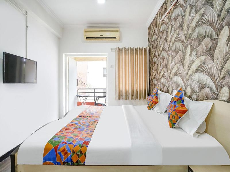 Fabhotel Saroj Inn image