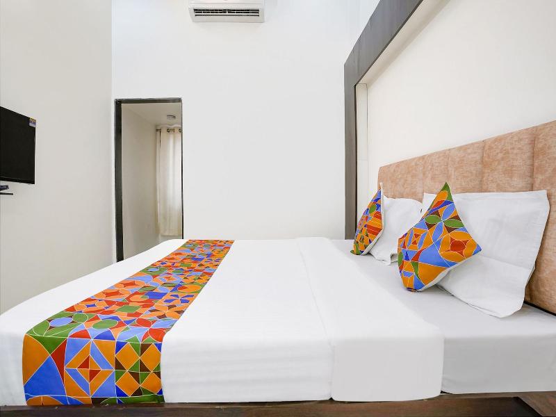 Fabhotel Saroj Inn image