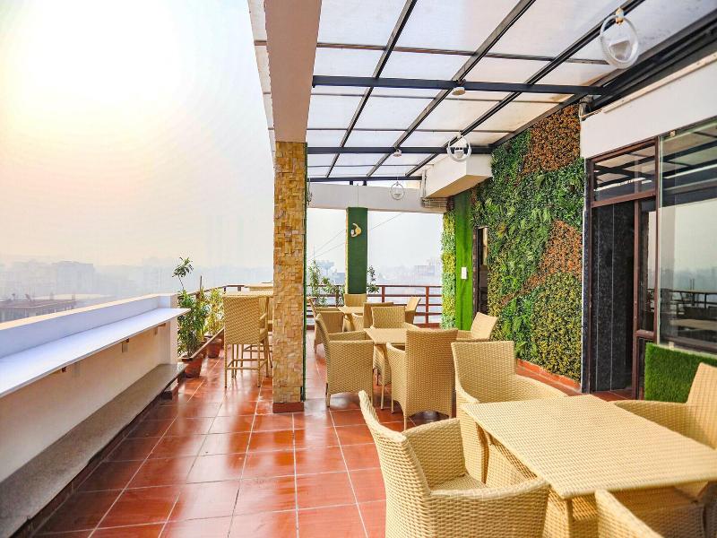 Fabhotel The Horizon image
