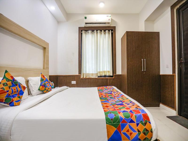 Fabhotel The Horizon image