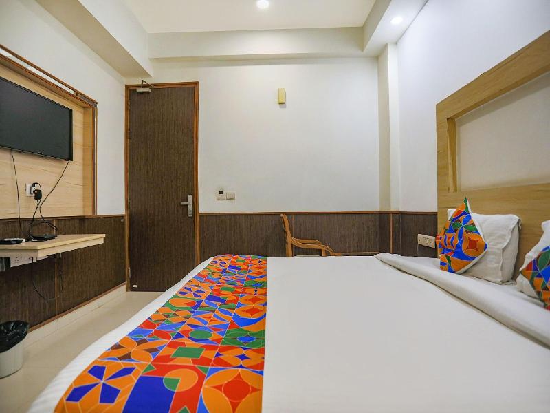 Fabhotel The Horizon image