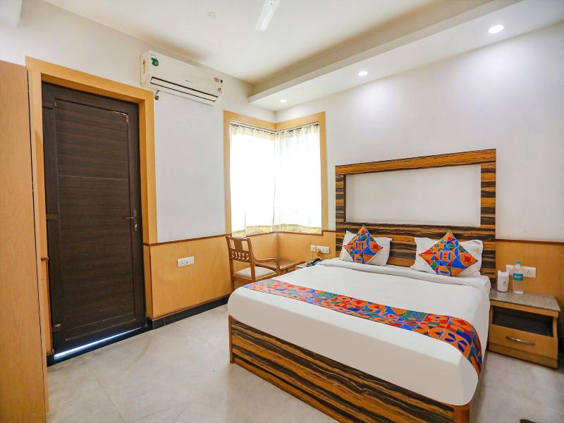 Fabhotel The Horizon image