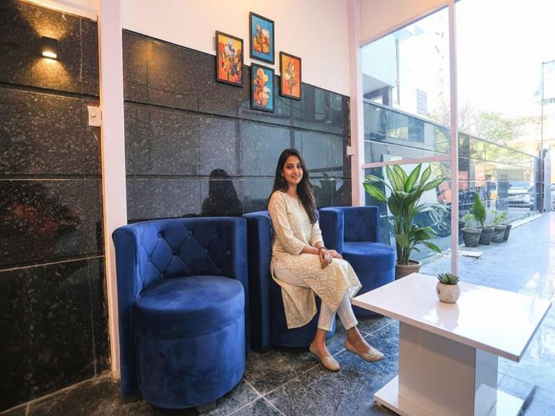 Fabhotel F9 Noida Sector 27 image