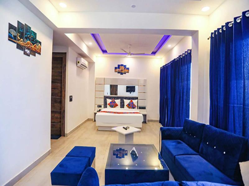 Fabhotel F9 Noida Sector 27 image