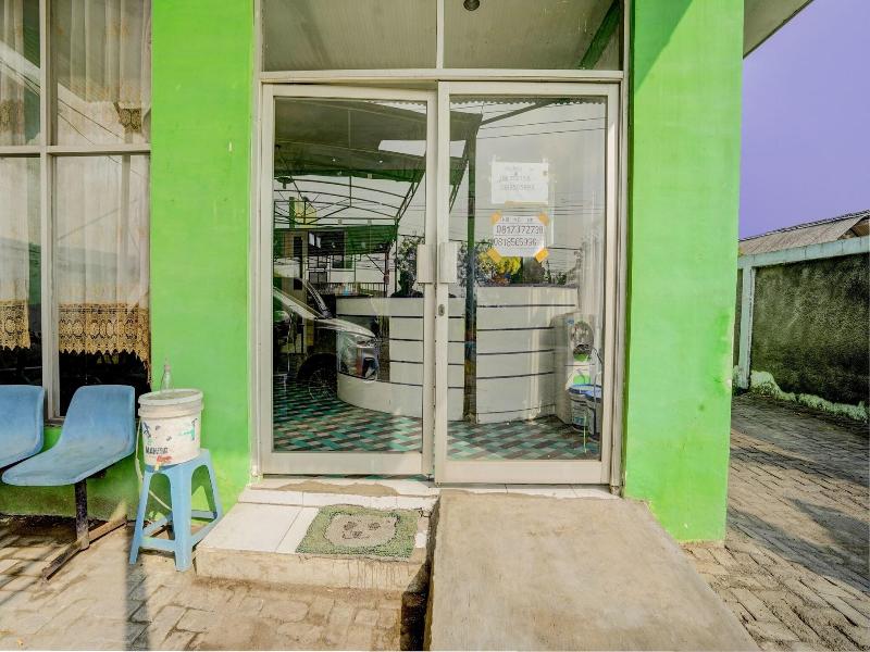 Hotel O Homestay Kedamean image