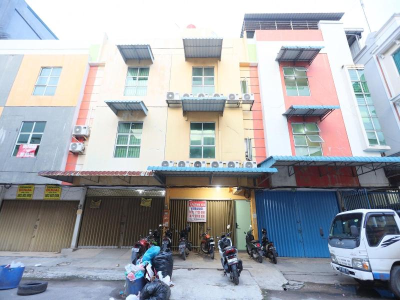 Hotel O Penginapan Pelangi image