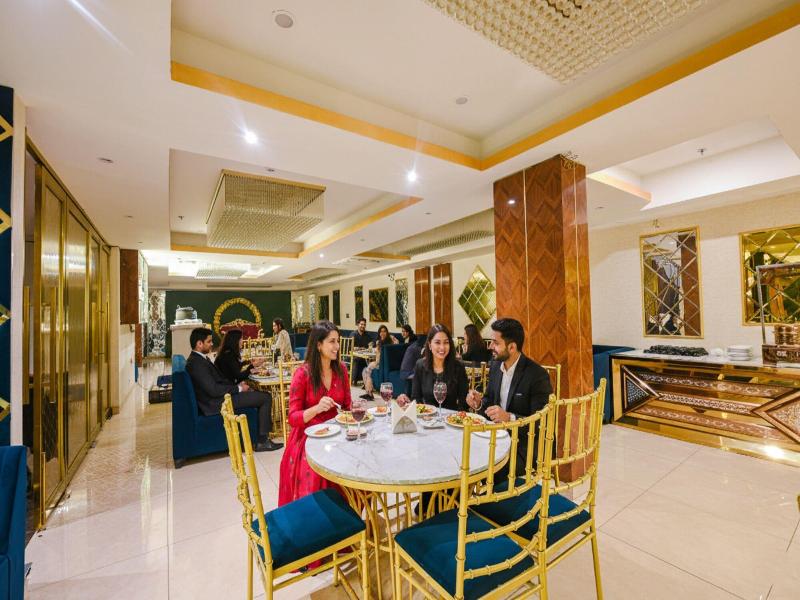 Fabhotel Prime Blest Park image