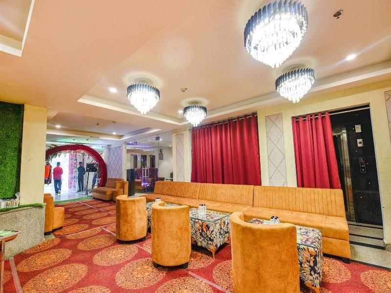 Fabhotel Prime Blest Park image