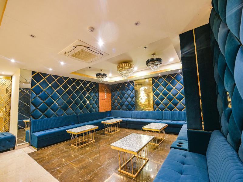 Fabhotel Prime Blest Park image