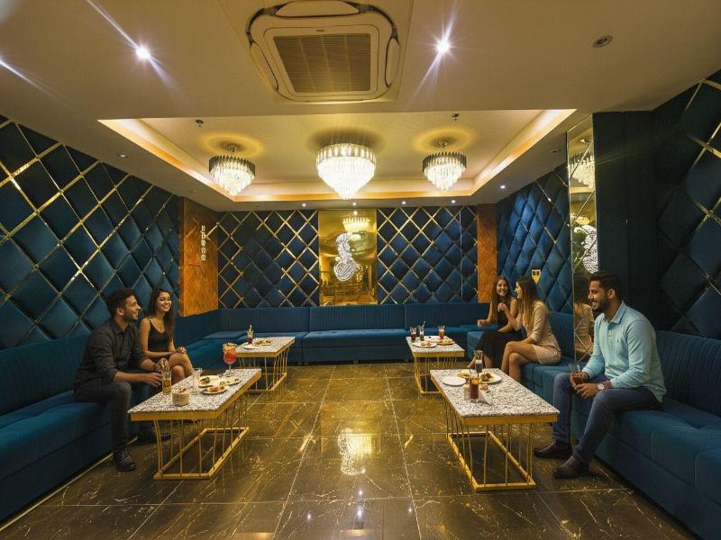 Fabhotel Prime Blest Park image