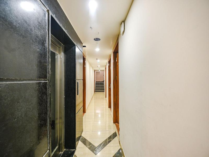 Fabhotel Prime Blest Park image