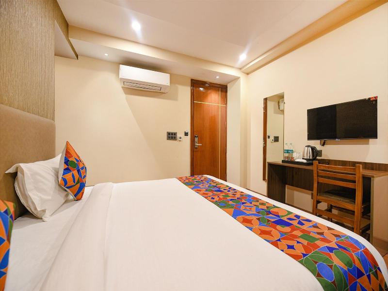 Fabhotel Prime Blest Park image