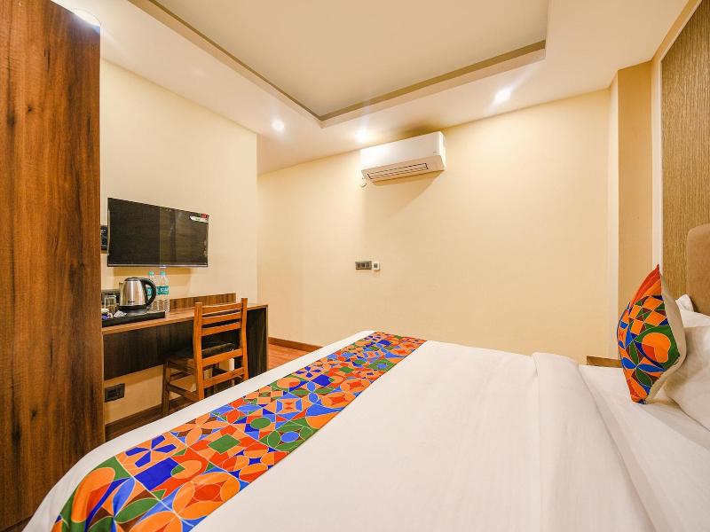 Fabhotel Prime Blest Park image