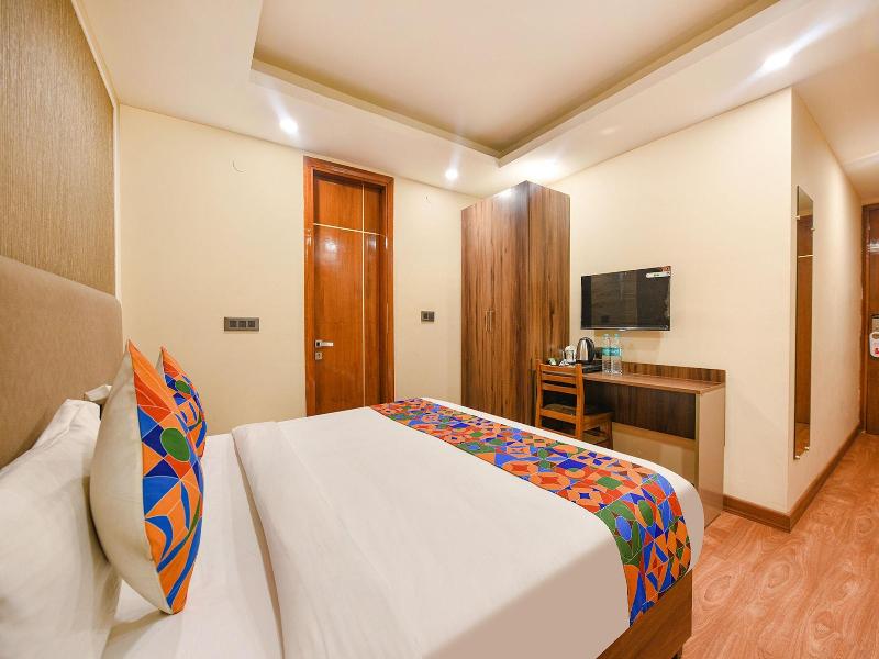Fabhotel Prime Blest Park image