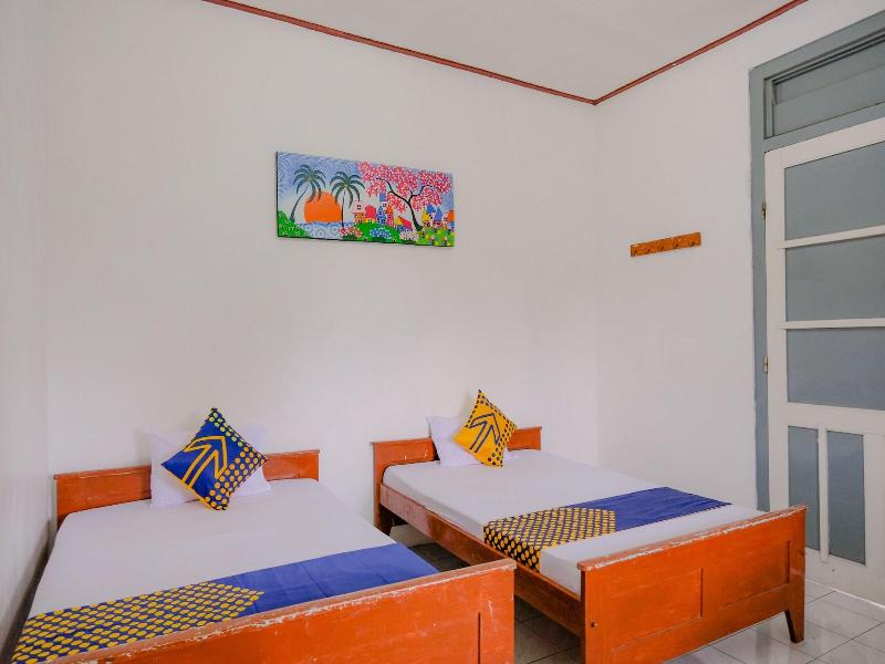 Oyo Life 2638 Hotel Raya