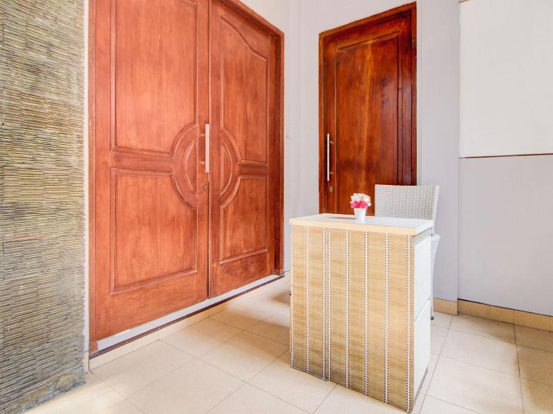 Capital O 94314 Sunny Co Living image