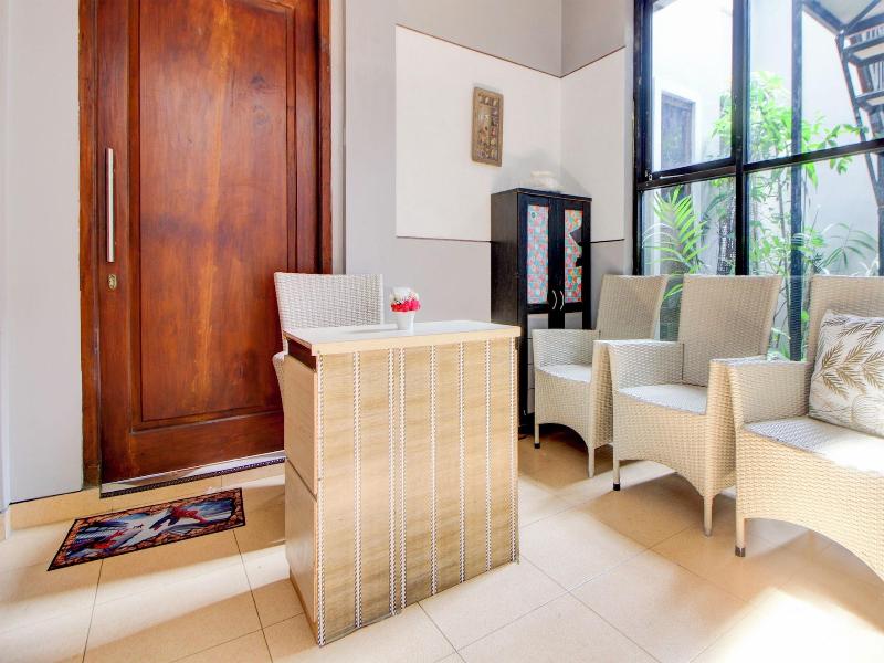 Capital O 94314 Sunny Co Living image