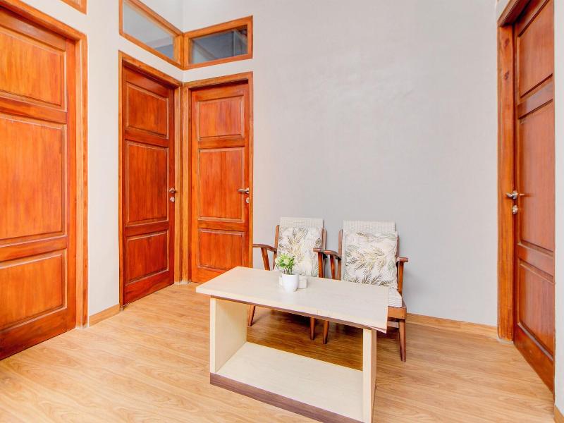 Capital O 94314 Sunny Co Living image
