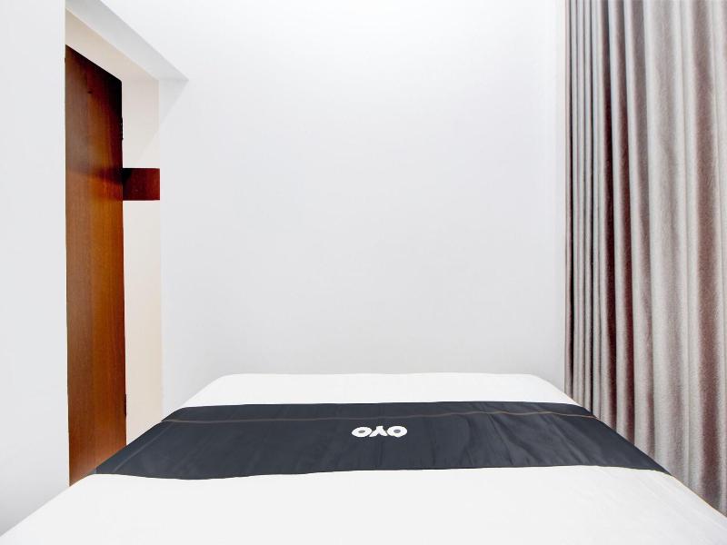Capital O 94314 Sunny Co Living image