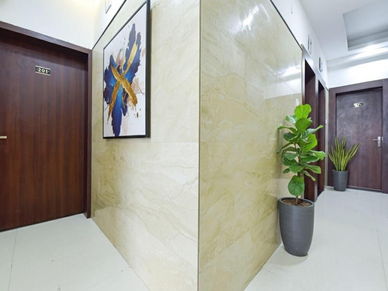 Fabhotel Utsah
