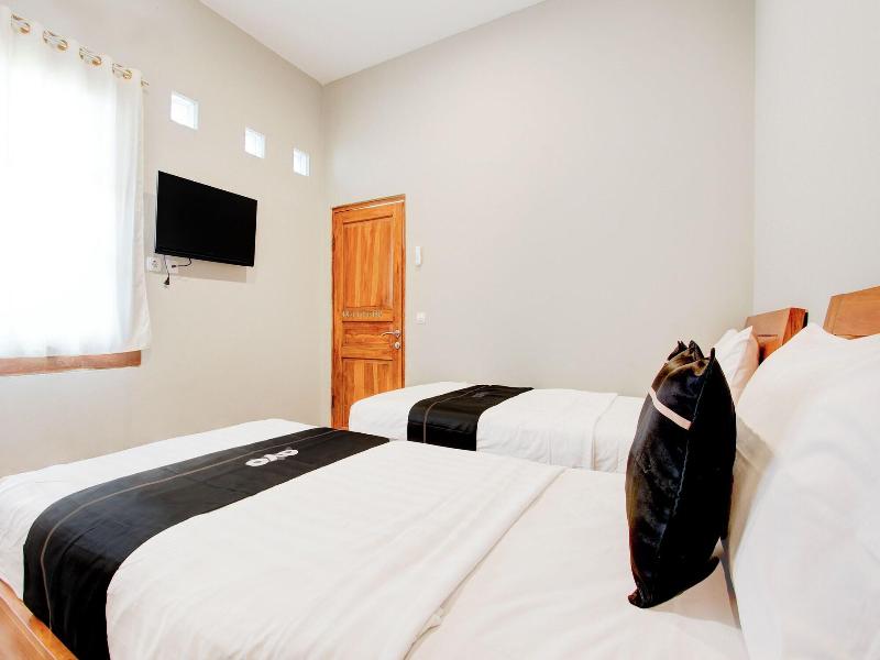 Capital O 94274 Homestay Balimoelih image