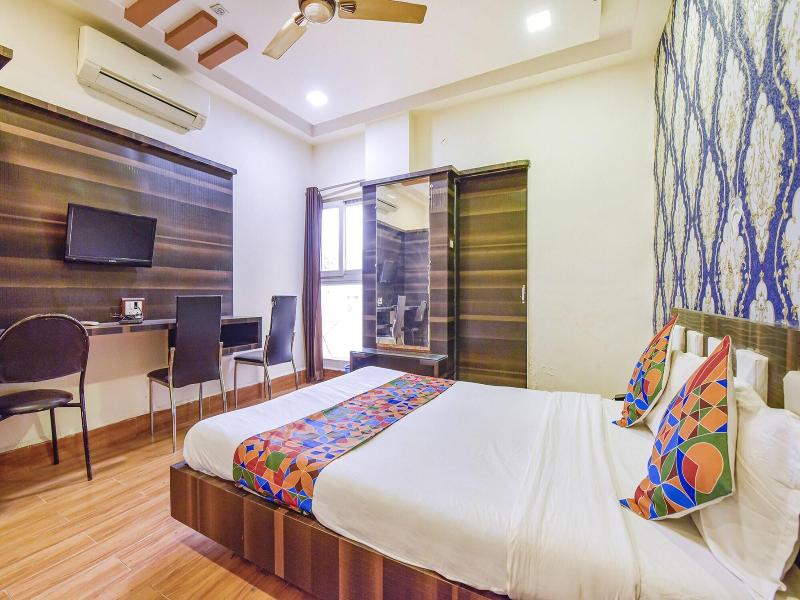 Fabhotel Shri Shyam Palace — view