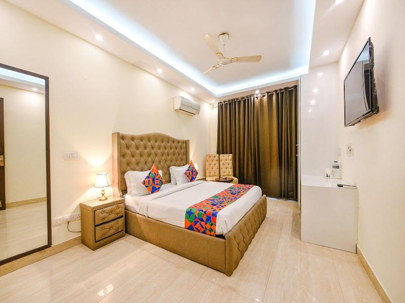 Fabhotel Ak Villa image