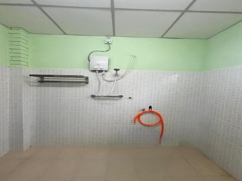 Capital O 91117 Noor Room Stay image