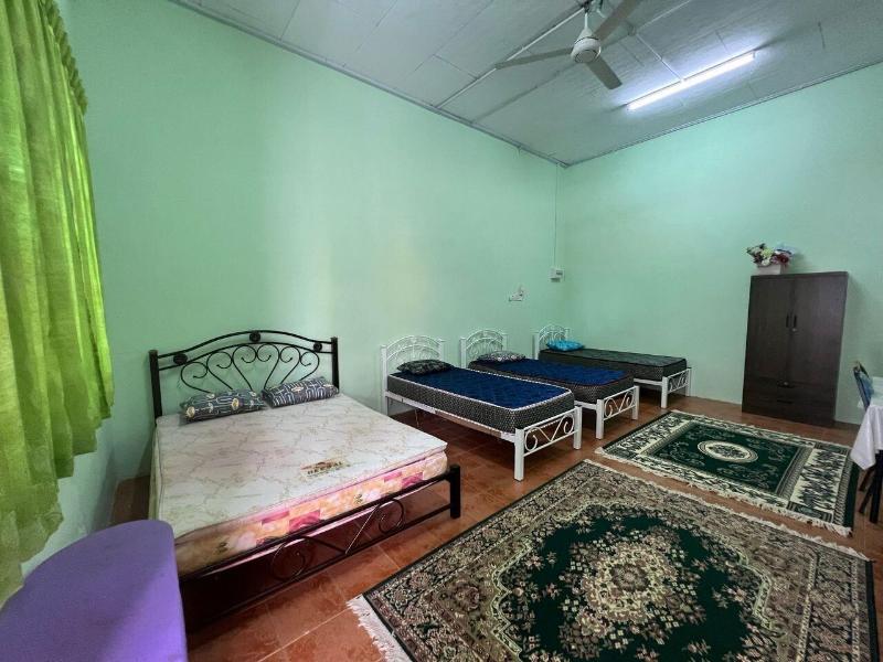 Capital O 91117 Noor Room Stay image