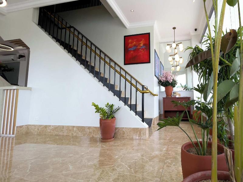 B Hotels Angeles City image