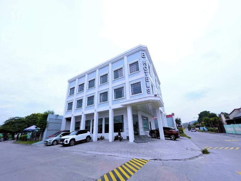 B Hotels Angeles City image
