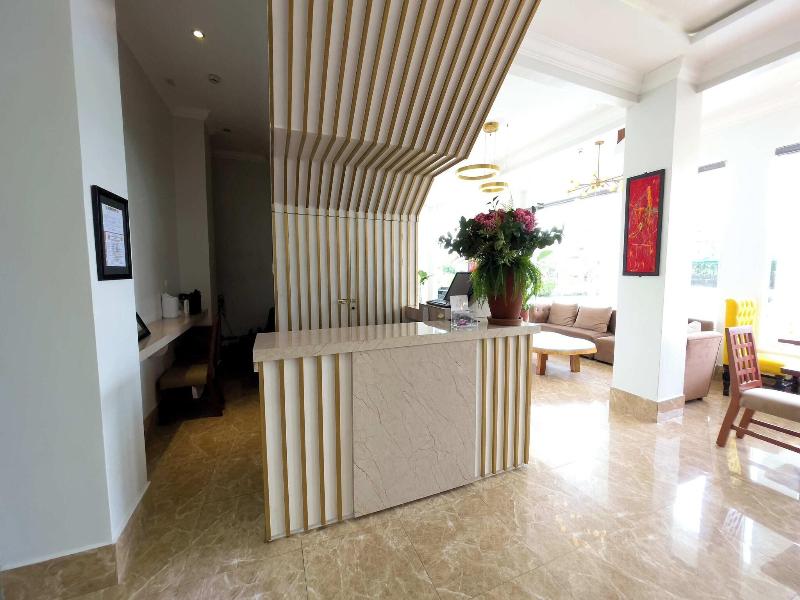 B Hotels Angeles City image