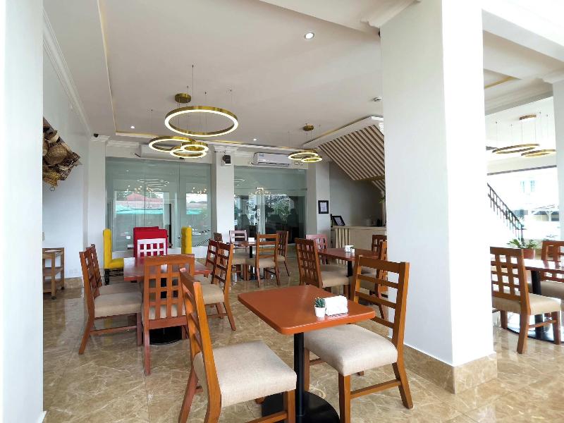B Hotels Angeles City image