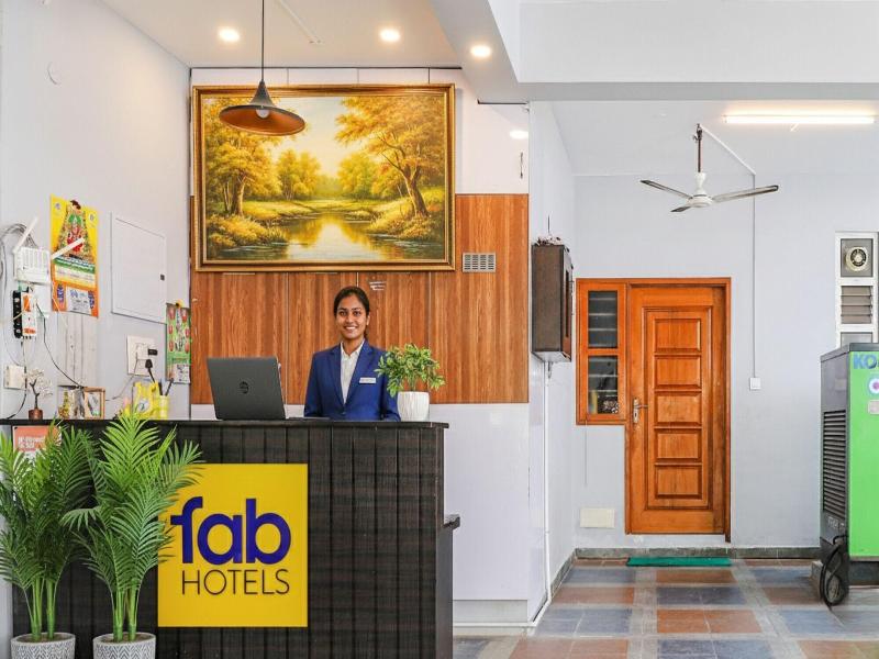Fabhotel Hathvik Park image