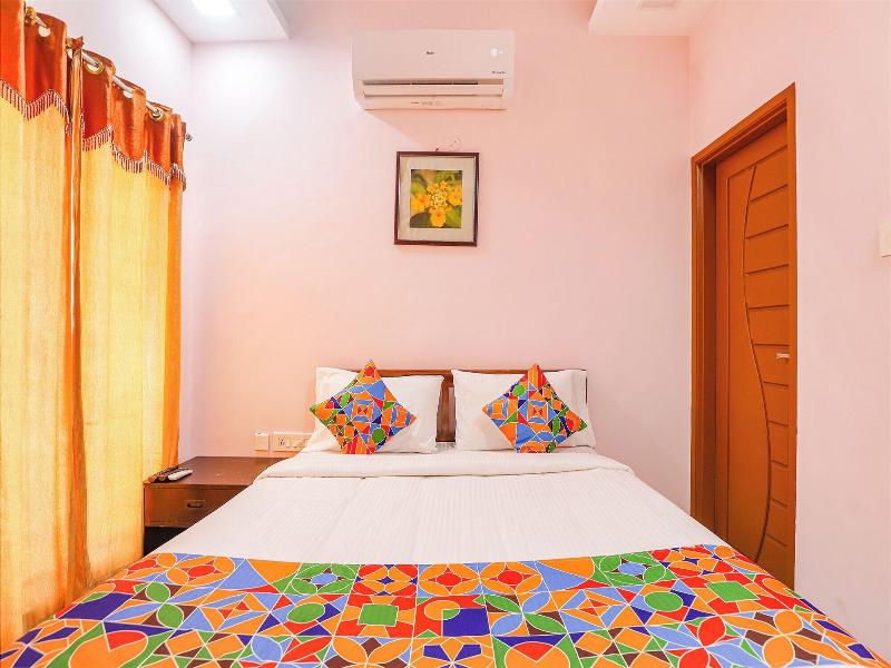 Fabhotel Hathvik Park image