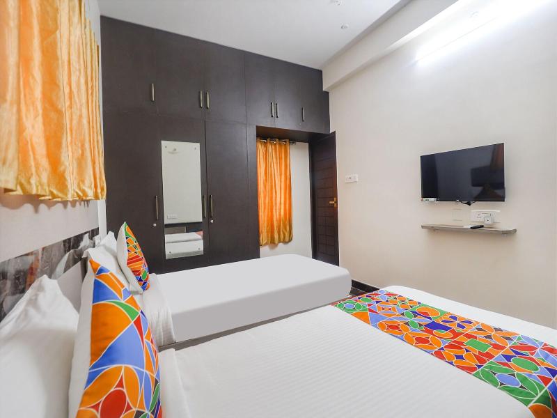 Fabhotel Vista Park image