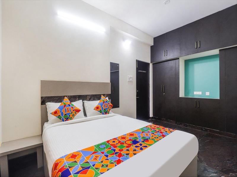 Fabhotel Vista Park image