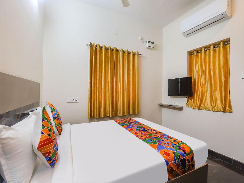 Fabhotel Vista Park image