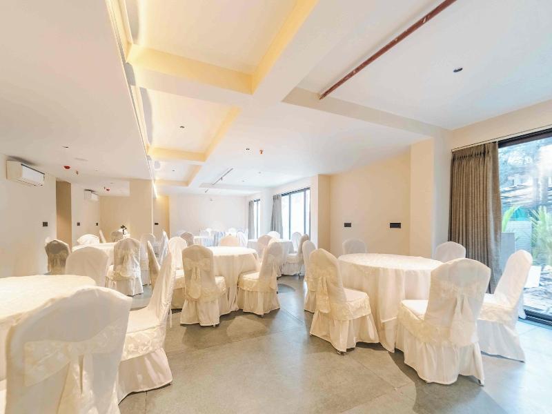 Vilmaris Luxury Hotel In Calangute image