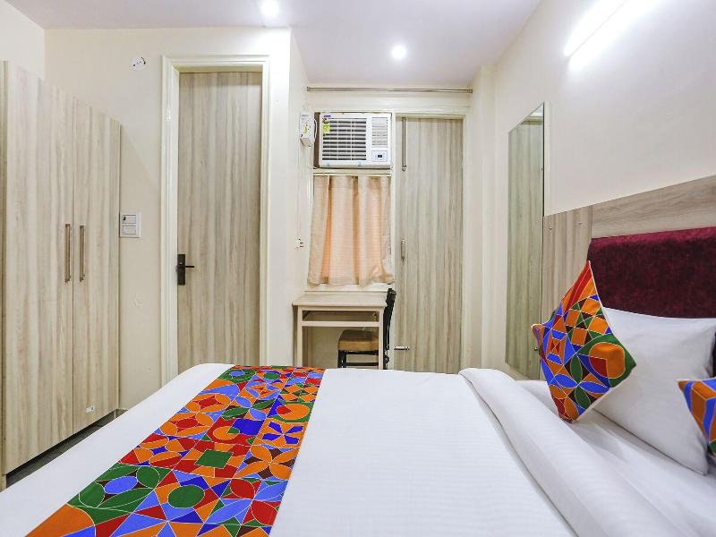 Fabhotel Taugan Inn image