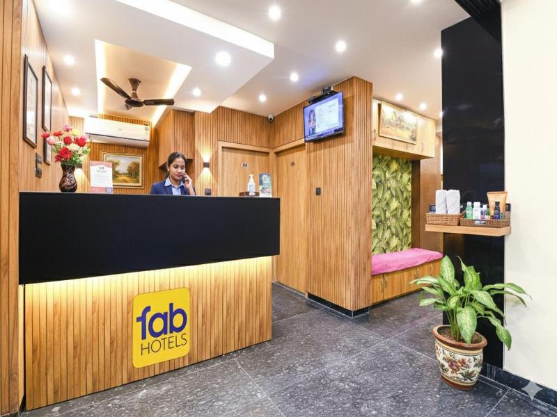 Fabhotel Leela Inn image