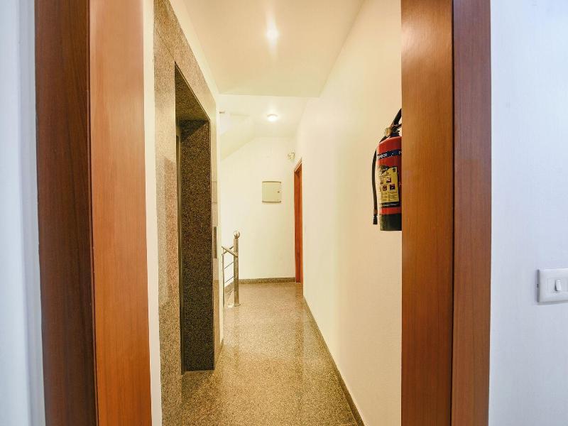 Fabhotel Silver Oak Bnb image
