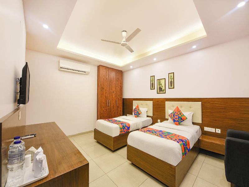 Fabhotel Silver Oak Bnb image