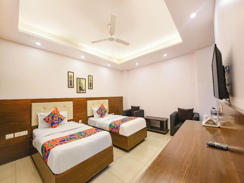 Fabhotel Silver Oak Bnb image