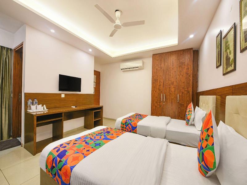 Fabhotel Silver Oak Bnb image