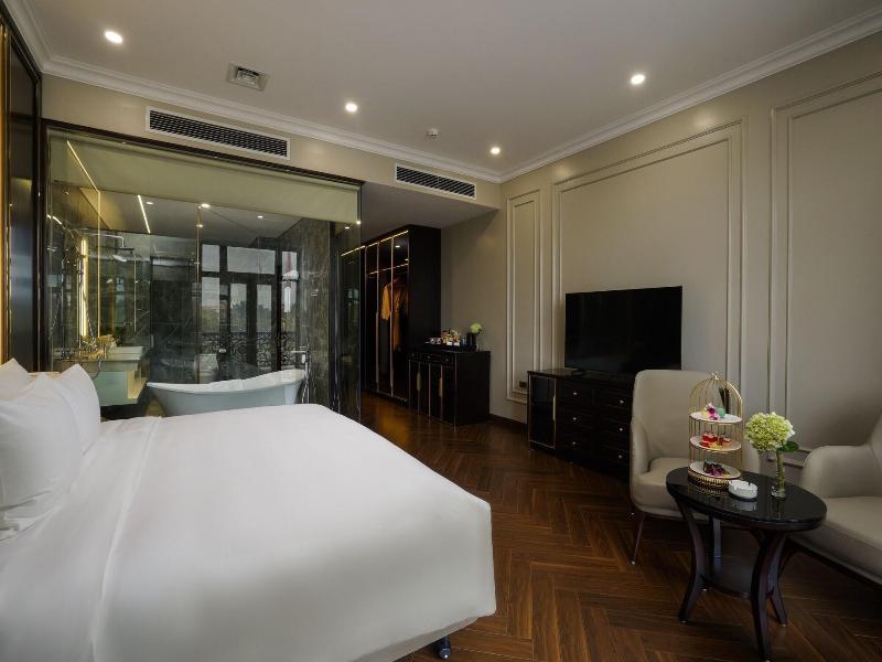 Adamo Hotel Hung Yen