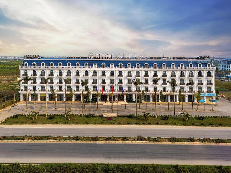 Adamo Hotel Hung Yen 2