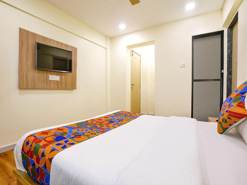 Fabhotel 24*7 Residency image