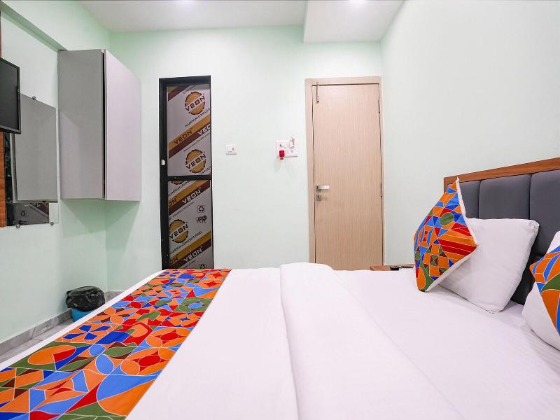 Fabhotel 24*7 Residency image