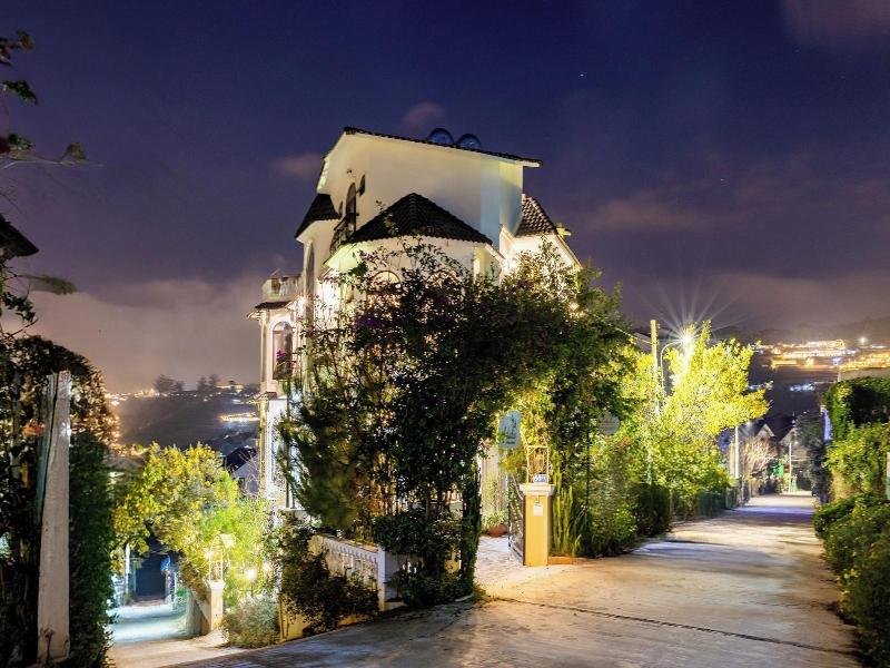 Adalia Villa & Hotel Da Lat image